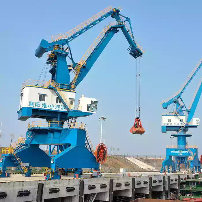 Xiangyang Port Xiaohe Port four-bar linkage gantry crane